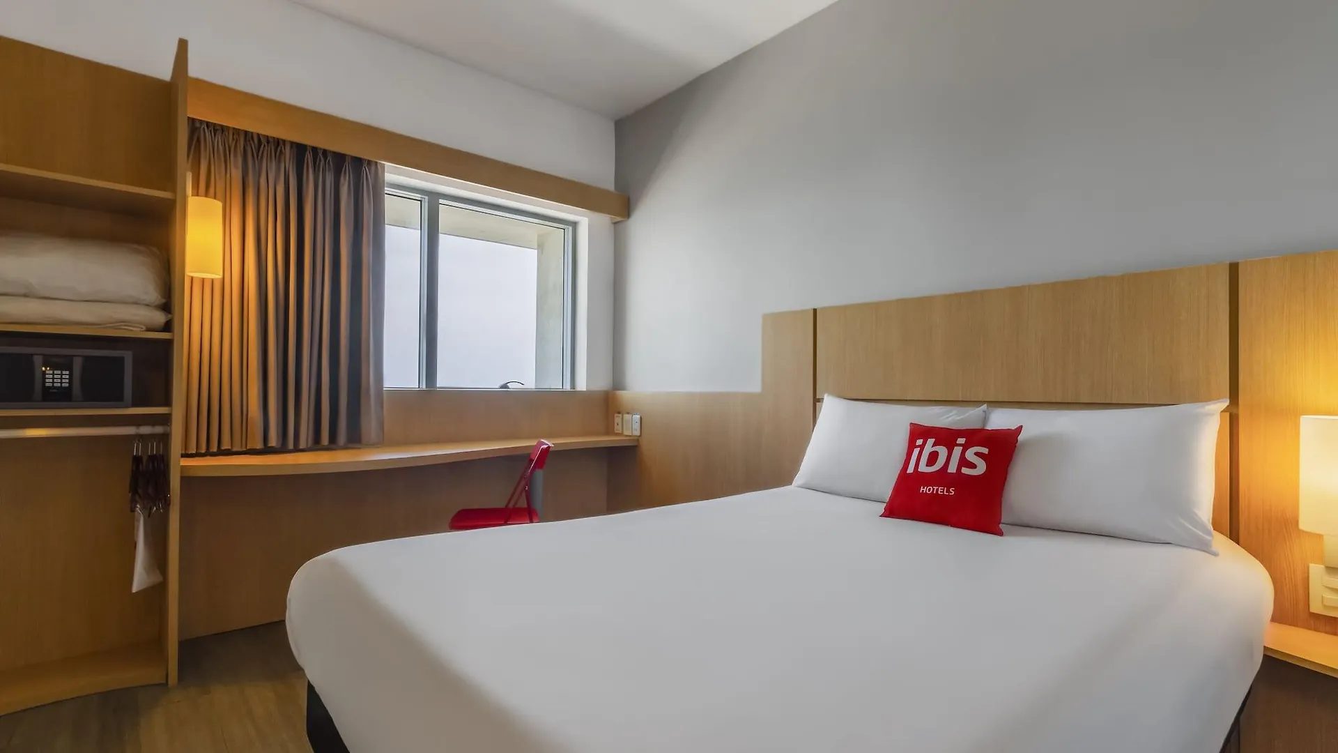 Ibis Cartagena Marbella Hotel