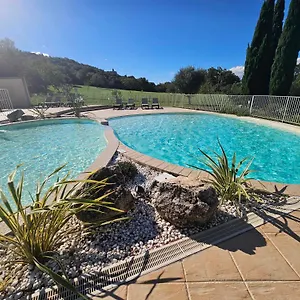 https://villa-adhmar.hotels-rhonealpes.com
