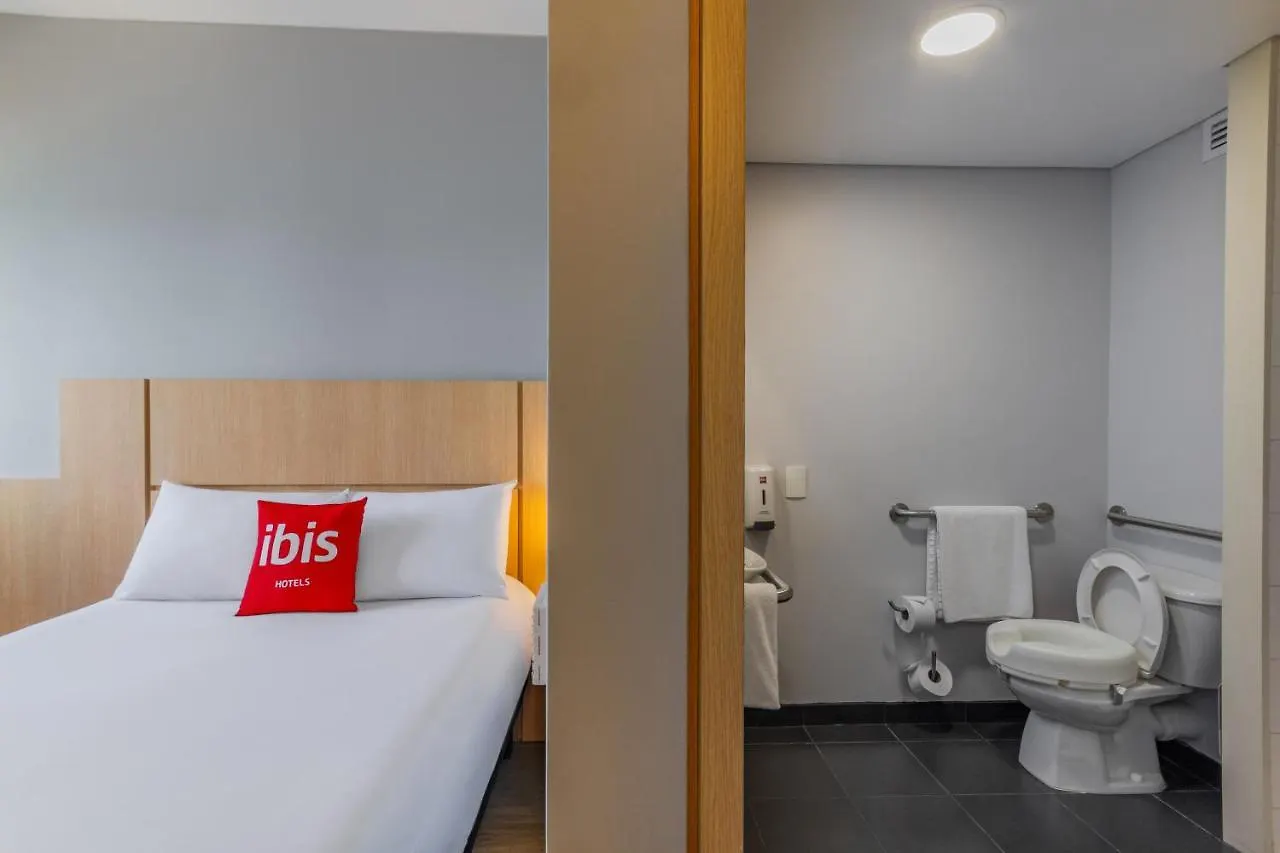 Ibis Cartagena Marbella Hotel